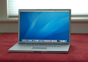 PowerBook G4 17" SKRADZIONY Kradzież 1000zł za odzyskanie.